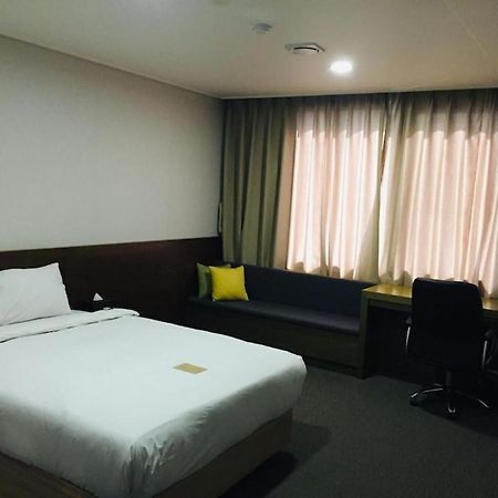 Jeonju Yeonghwa Hotel Exterior foto