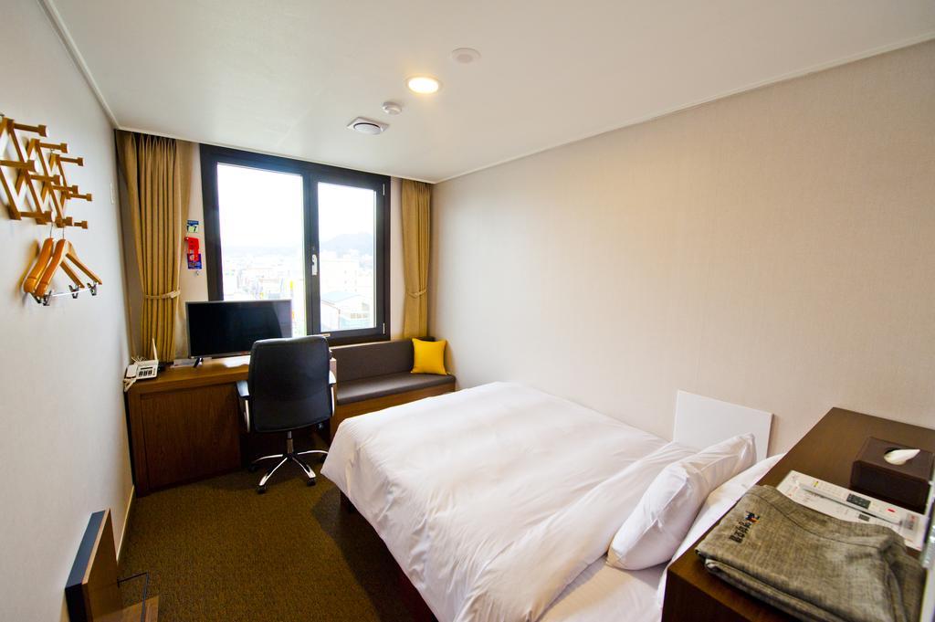 Jeonju Yeonghwa Hotel Quarto foto