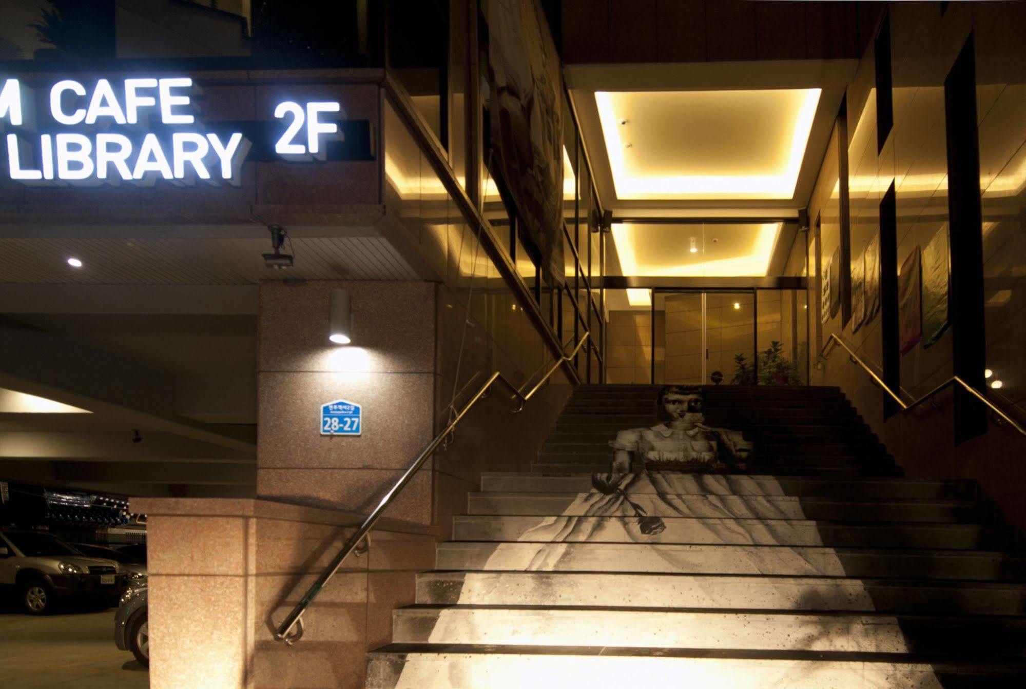 Jeonju Yeonghwa Hotel Exterior foto
